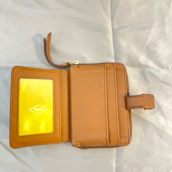 Fossil Tan and Gray Crossbody Bag - Picture 10 of 11